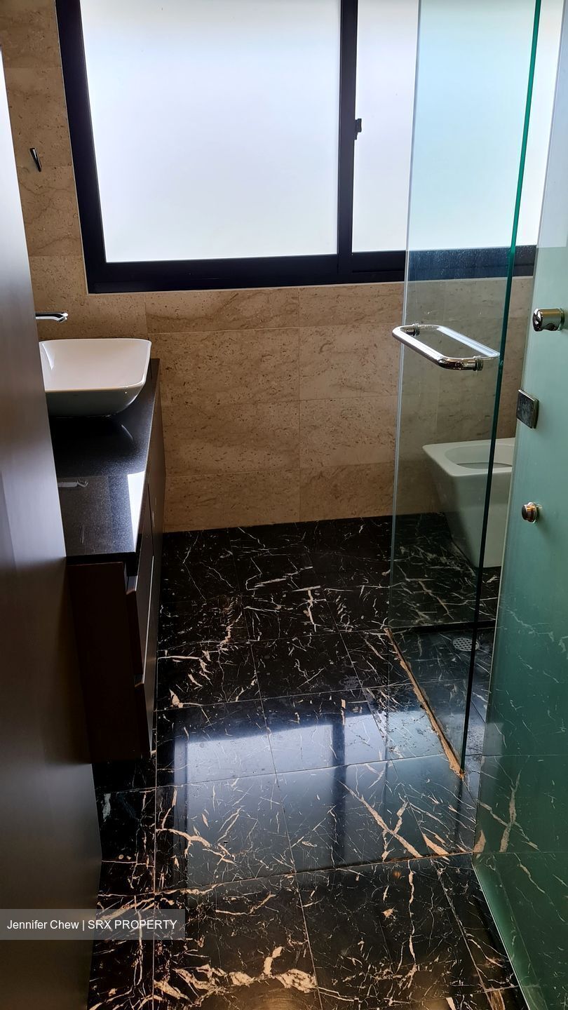 Greenmead Avenue (D11),  #500539371